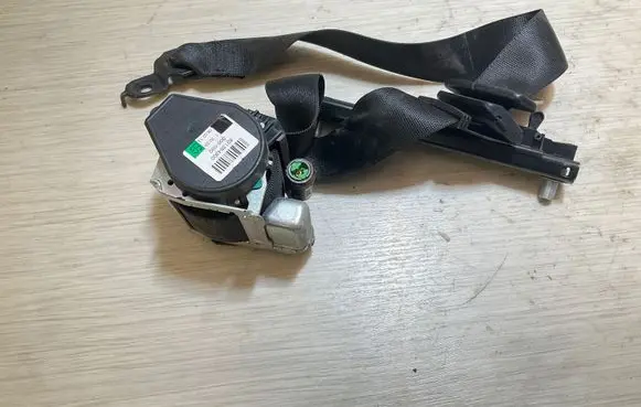 Mercedes-Benz Sprinter W906 Front seatbelt