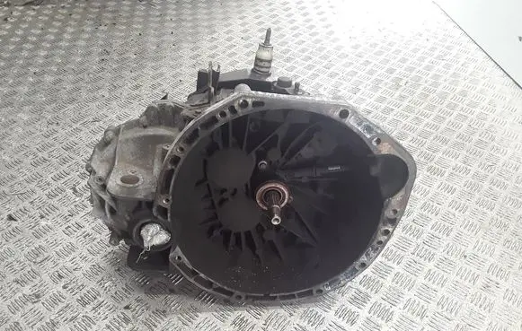 Renault Trafic II (X83) Manual 6 speed gearbox PF6010 8200546200