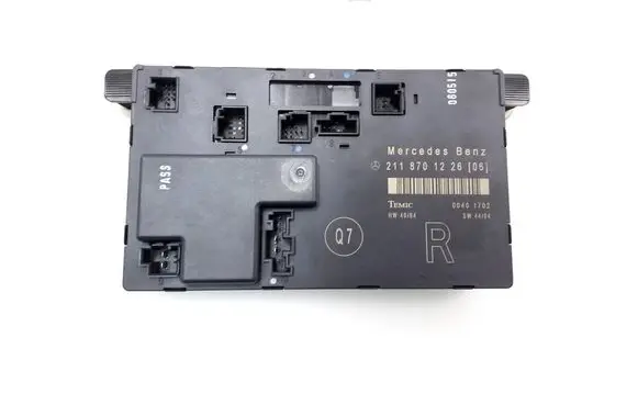 Mercedes-Benz E W211 Door control unit/module A2118701226