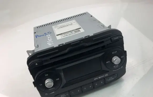 KIA Picanto Radio/CD/DVD/GPS head unit 961701Y201MB2