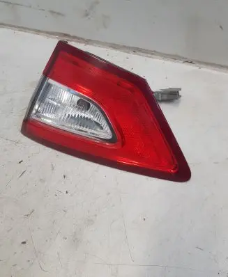 Ford Fusion II Tailgate rear/tail lights DS7313A602AF