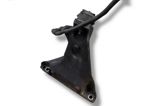 Volkswagen PASSAT B5 Engine mounting bracket 8D0199308L