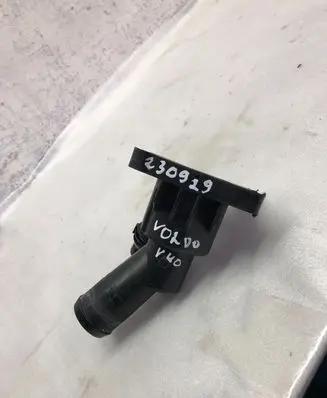 Volvo V40 Cross country Thermostat/thermostat housing 31686046
