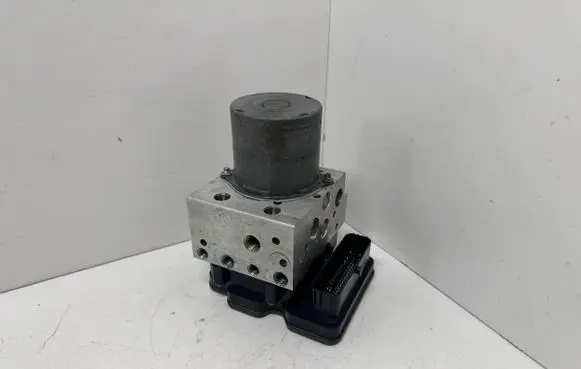 Audi E-tron GT ABS Pump 9J1614095R 0265296679 0265956606