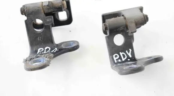 Land Rover Range Rover L322 Front door upper hinge