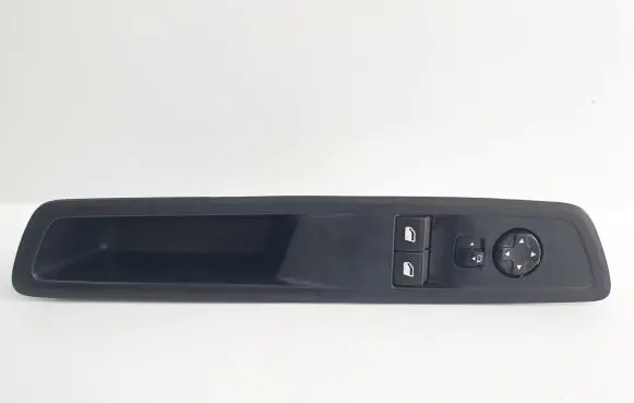 Peugeot Expert Electric window control switch 96784561ZD