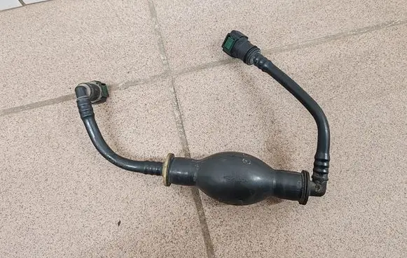 Nissan Note (E11) Mechanical fuel pump 