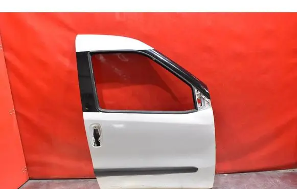 Opel Combo D Front door