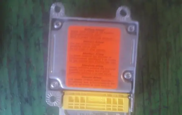 Volkswagen Golf IV Airbag control unit/module