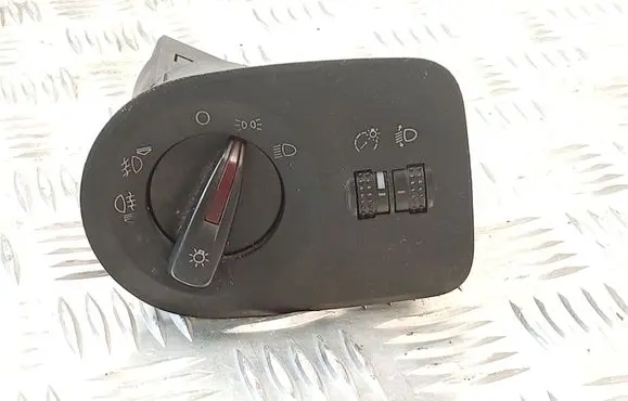 Light switch