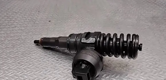 Ford Galaxy Fuel injector 038130073AK