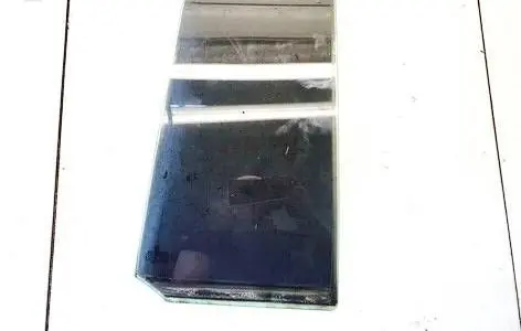 Volkswagen Touran I Rear vent window glass DOT27M23100AS2