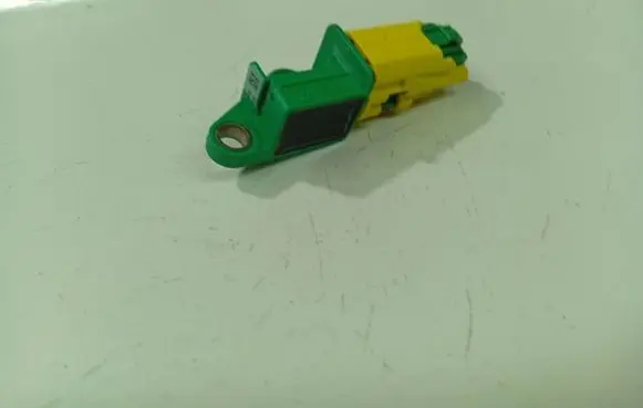 Audi A6 S6 C6 4F Airbag deployment crash/impact sensor 1K0909606C