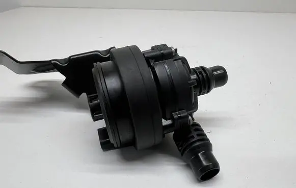 BMW M4 G82 G83 Electric auxiliary coolant/water pump 8840614 8088930