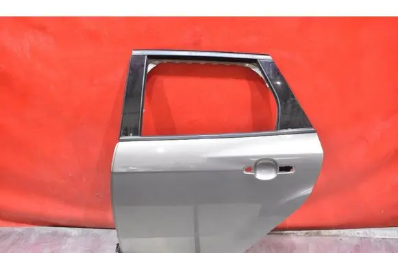 Ford Focus Rear door 