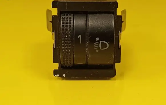 Skoda Octavia Mk1 (1U) Headlight level height control switch 1U0941333C