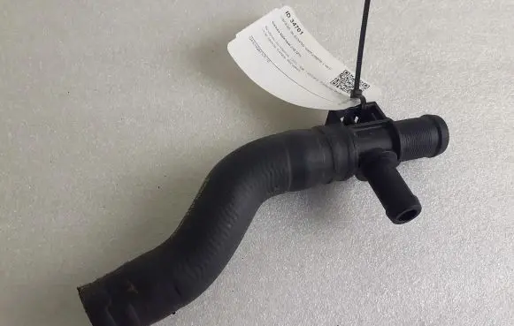 Nissan Qashqai J12 Engine coolant pipe/hose H73853 924006UB1B