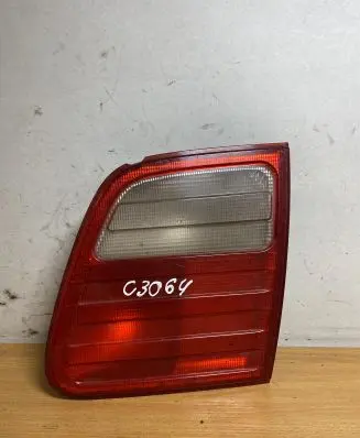 Mercedes-Benz E W210 Rear/tail lights A2108202664 C3064