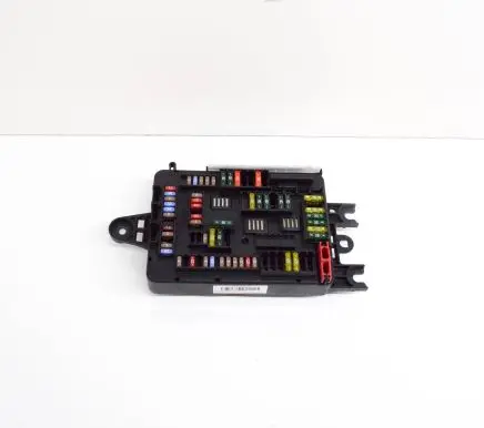 BMW X5 F15 Fuse module 9316570 B010147500