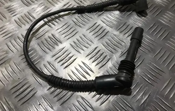 Opel Omega B1 Ignition plug leads 