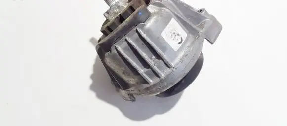 BMW 3 E90 E91 Engine mount bracket 13981112 139881112ge