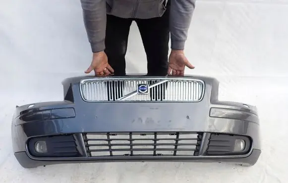 Volvo V50 Front bumper 30657005