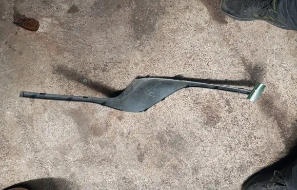 Volvo V40 Front bumper splitter molding 31347087