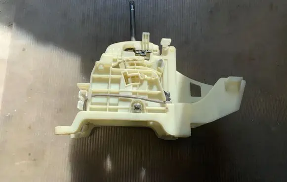 Hyundai Santa Fe Gear shifter/selector 467002WXXX
