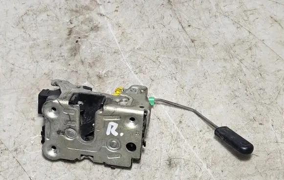 Renault Master II Front door lock