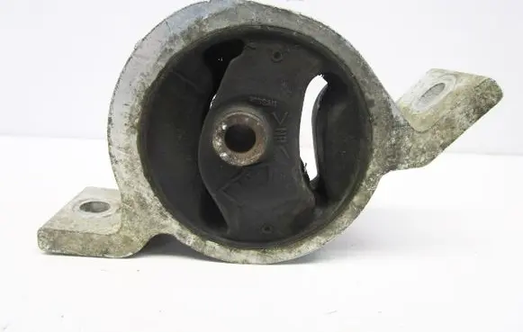 Nissan Primera Engine mount vacuum valve 