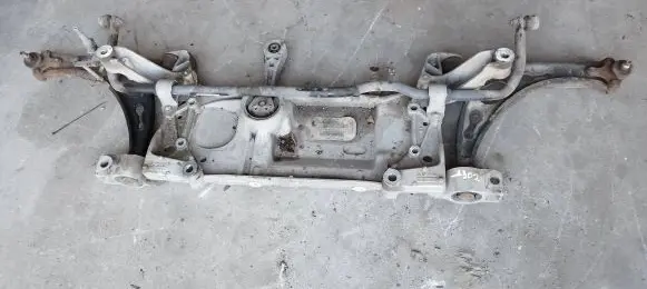 Volkswagen Touran I Front subframe 1k0199313