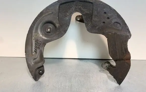 Peugeot 5008 Front brake disc dust cover plate 