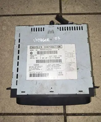 Chrysler Voyager CD/DVD changer P05064003AI 1726Q2250