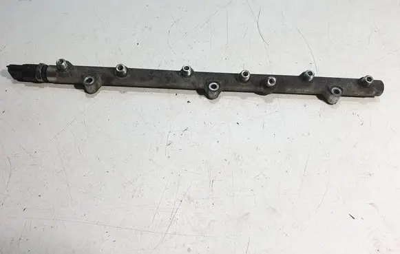 Fuel main line pipe