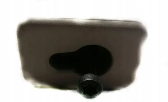Opel Insignia A Engine bonnet (hood) release handle