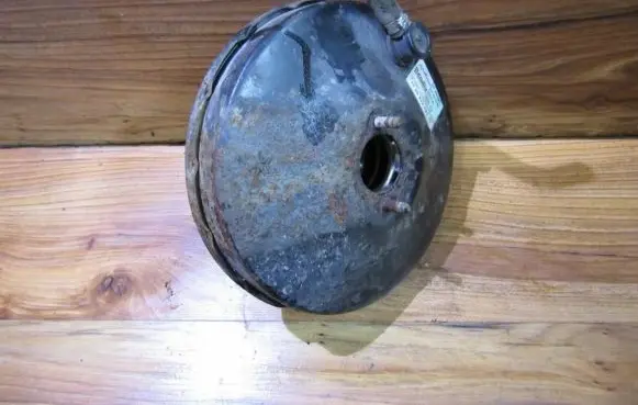 Renault Megane I Brake booster 7700832987e