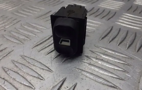 Peugeot Partner Quarter vent window switch 