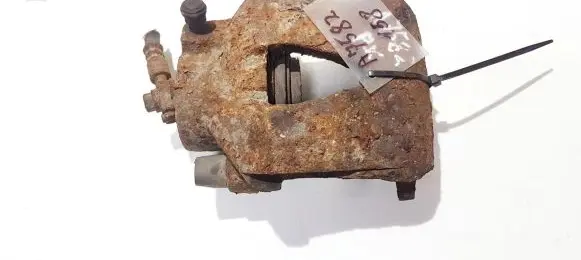 Volkswagen Golf V Front brake caliper