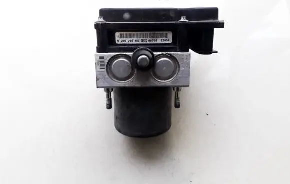 Subaru Legacy ABS Pump 0265950813 887008