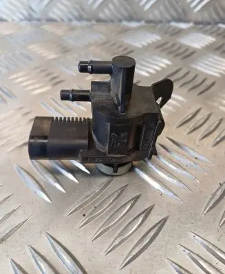 Volkswagen PASSAT B6 Turbo solenoid valve 1J0906283C