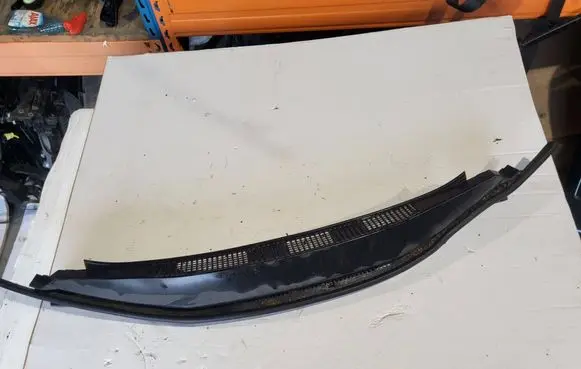 Honda Civic Wiper trim 