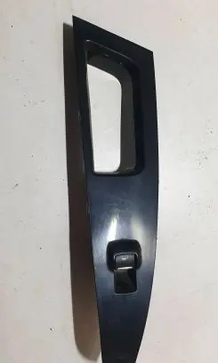 Ford Fusion II Electric window control switch DS7314A568B