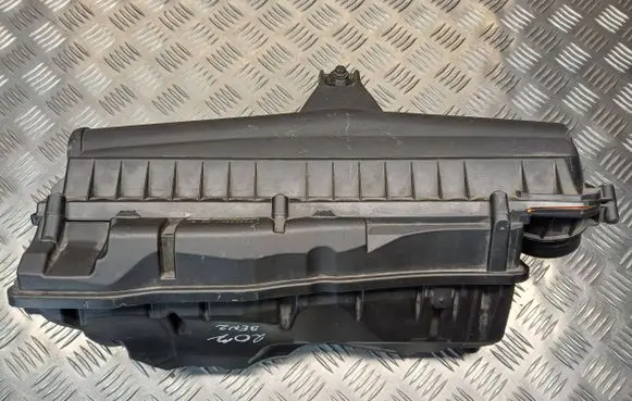 Peugeot 207 Air filter box V759588780