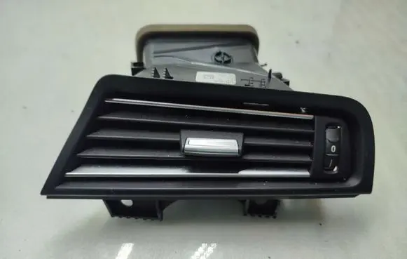 BMW 5 F10 F11 Dashboard side air vent grill/cover trim 9291902 9166884