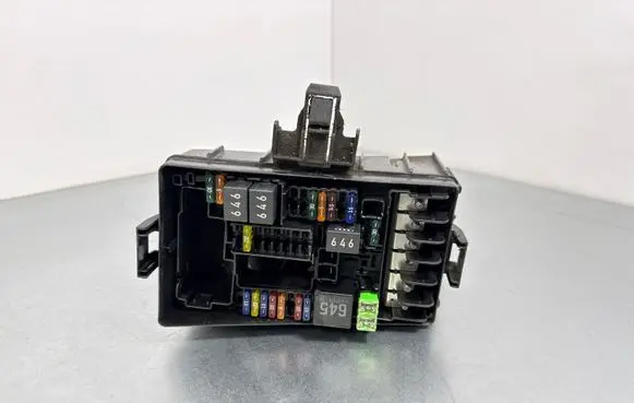 Volkswagen PASSAT B8 Fuse box set PA6GB20GF10