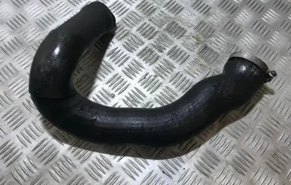 Audi A6 S6 C5 4B Intercooler hose/pipe 4b0145746e