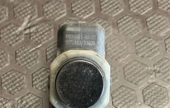 BMW 7 F01 F02 F03 F04 Parking PDC sensor 607065 2711081703 9173106