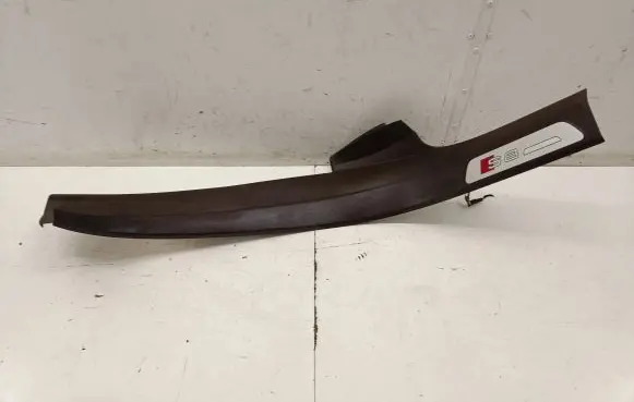 Audi A8 S8 D4 4H Rear sill trim cover 4H0864608A