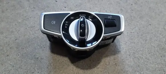 Mercedes-Benz E W213 Light switch A2229055508
