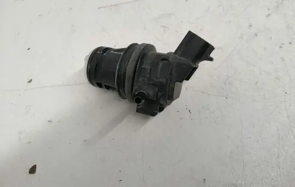 Toyota Prius+ (ZVW40) Windscreen/windshield washer pump 8533060180 0602104621